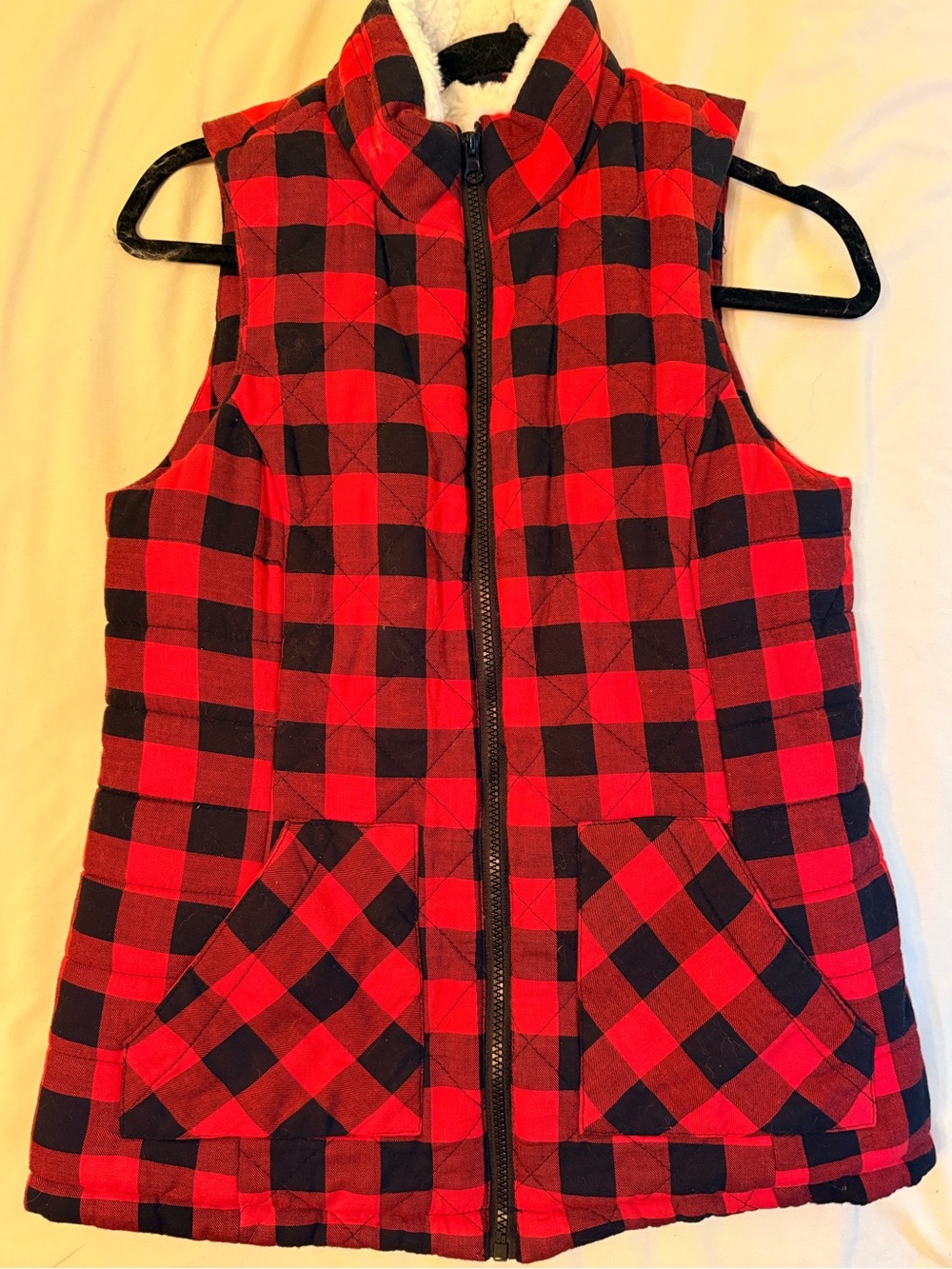 Maurice’s Red & Black Buffalo Plaid Quilted Zip Vest